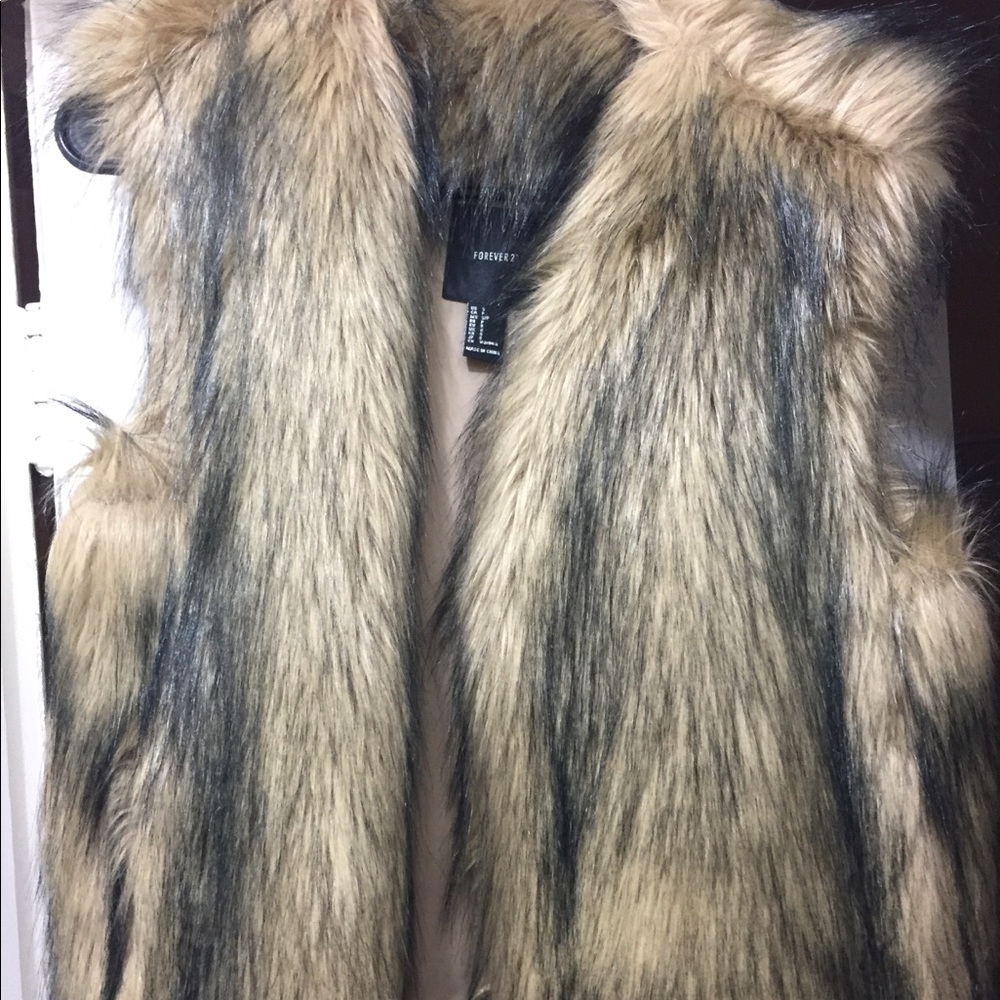 Forever 21 Faux Fur Vest